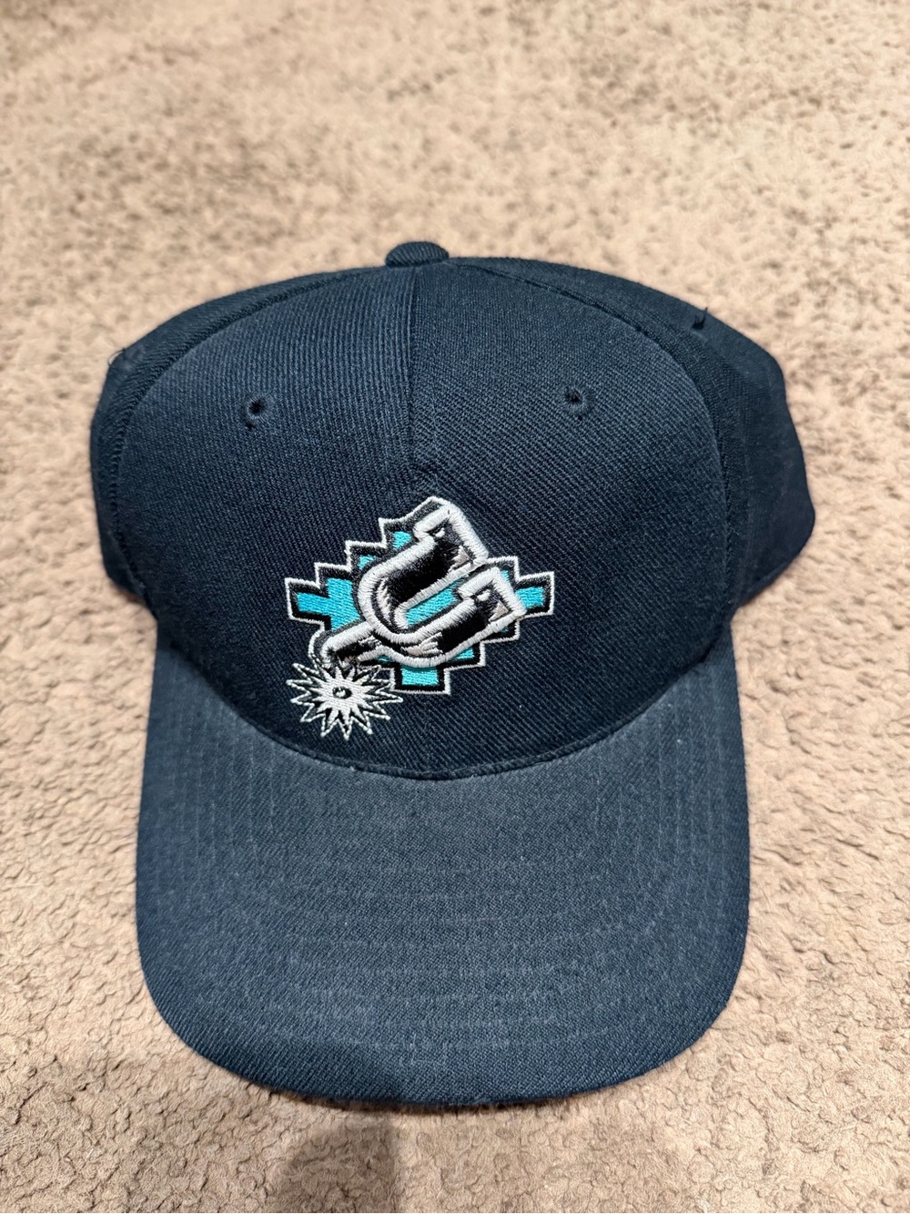 90s Vintage Rare San Antonio Spurs Sports Specialties NBA Black Snapback Hat